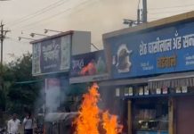 भुसावळात भट्टीजवळ उभी रिक्षा पेटली; मोठे नुकसान, सुदैवाने जीवितहानी टळली