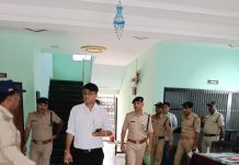 पुलिस अधीक्षक श्री आशुतोष बागरी ने किया थाना शिकारपुरा का आकस्मिक निरीक्षण
