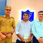 उतुंग यश: पोलीस कर्मचाऱ्याच्या सुपुत्रांचा पोलीस अधिक्षकांकडून गौरव
