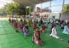 योग दिवस पर सरस्वती शिशु मंदिर में योग साधना का आयोजन, पत्रकार गोपाल देवकर बने मुख्य अतिथि