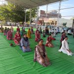 योग दिवस पर सरस्वती शिशु मंदिर में योग साधना का आयोजन, पत्रकार गोपाल देवकर बने मुख्य अतिथि