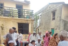 इच्छापुर में कुछ ग्रामीणों का स्वास्थ्य बिगडा