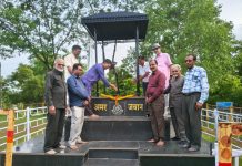 “राष्ट्र प्रथम” की भावना के साथ ताप्ती सेवा समिति ने कारगिल शहीदों को श्रद्धांजलि अर्पित की