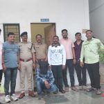 कर्नाटक एक्स्प्रेसमधून ६० हजारांचा पानमसाला जप्त