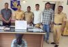 सराफाच्या दुकानातून हातचलाखीने सोन्याची चोरी; आरोपी अकोल्यातून ताब्यात